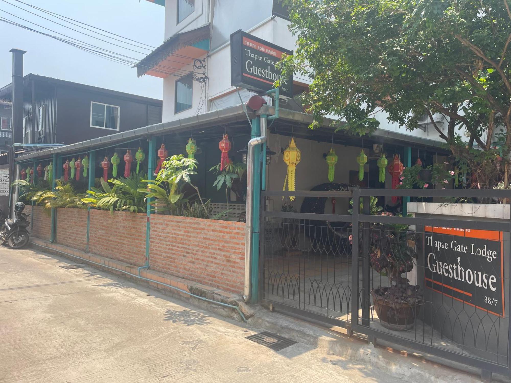Thapae Gate Lodge, Chiang Mai